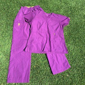 Wonder Wink Pink Cargo Scrub Set